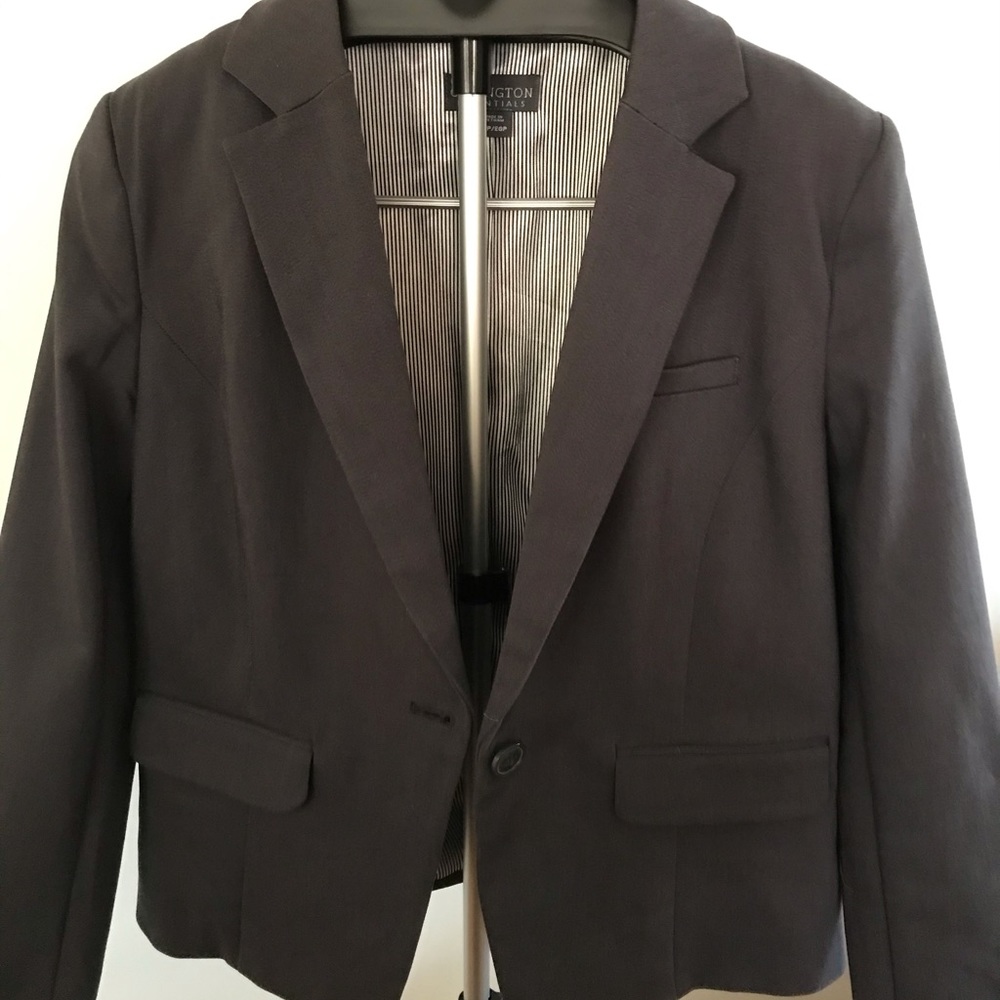 Gray blazer